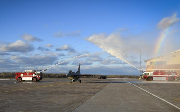spraying water over an F16