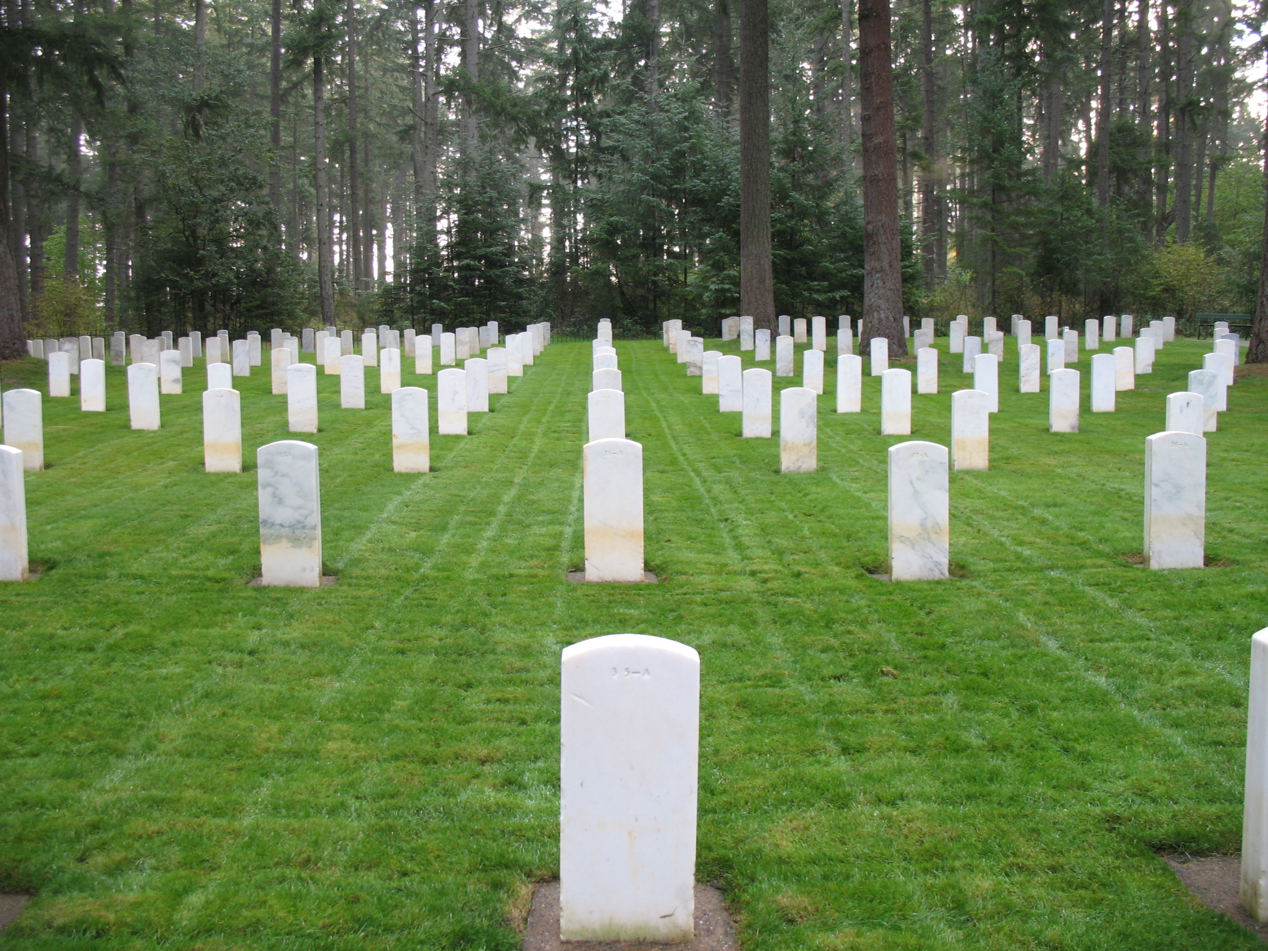  Ft Lewis cemetery